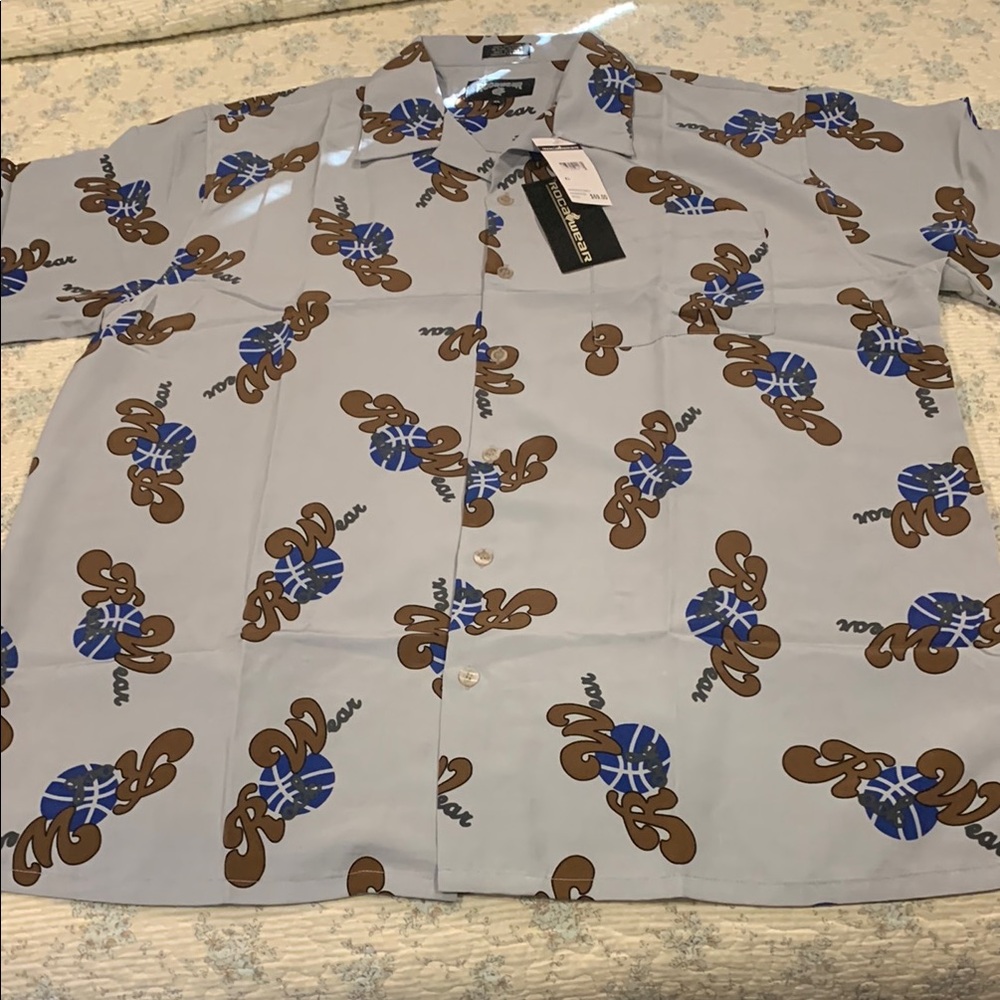 Rocawear Men's Graphic Print Shirt Size XL NEW Gray Blue & Brown Button front